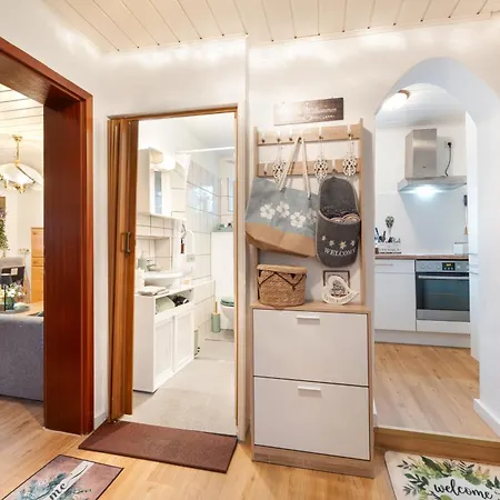 Vakantiehuis Gemuetliches Hintergebaeude Stuttgart