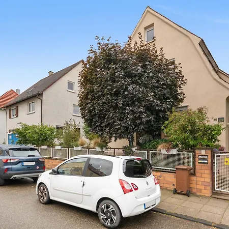 Gemuetliches Hintergebaeude Vakantiehuis Stuttgart
